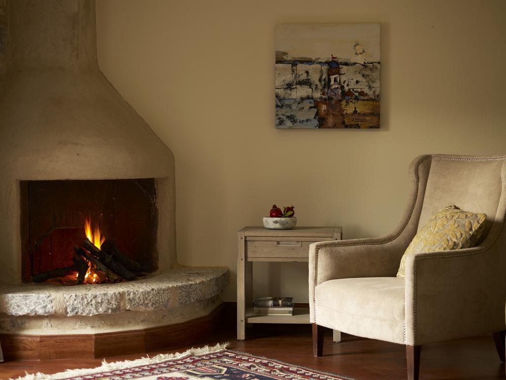 Porto Vitilo Boutique Hotel Karavostásion Eksteriør bilde