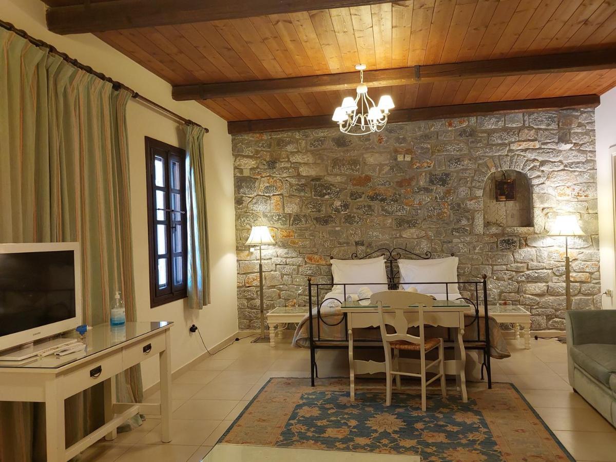 Porto Vitilo Boutique Hotel Karavostásion Eksteriør bilde