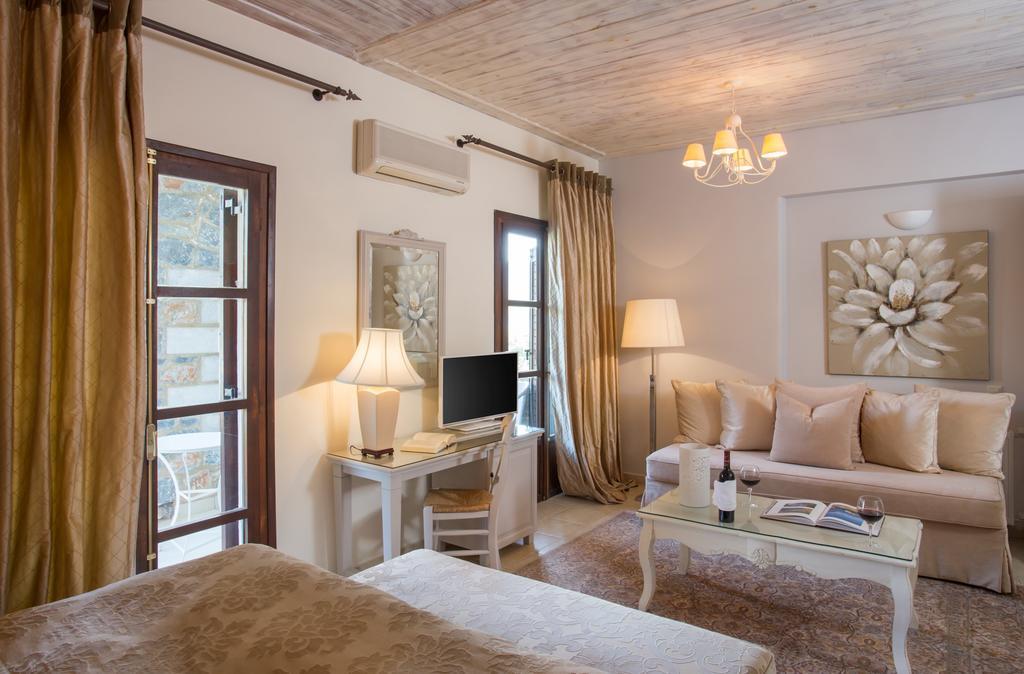 Porto Vitilo Boutique Hotel Karavostásion Eksteriør bilde