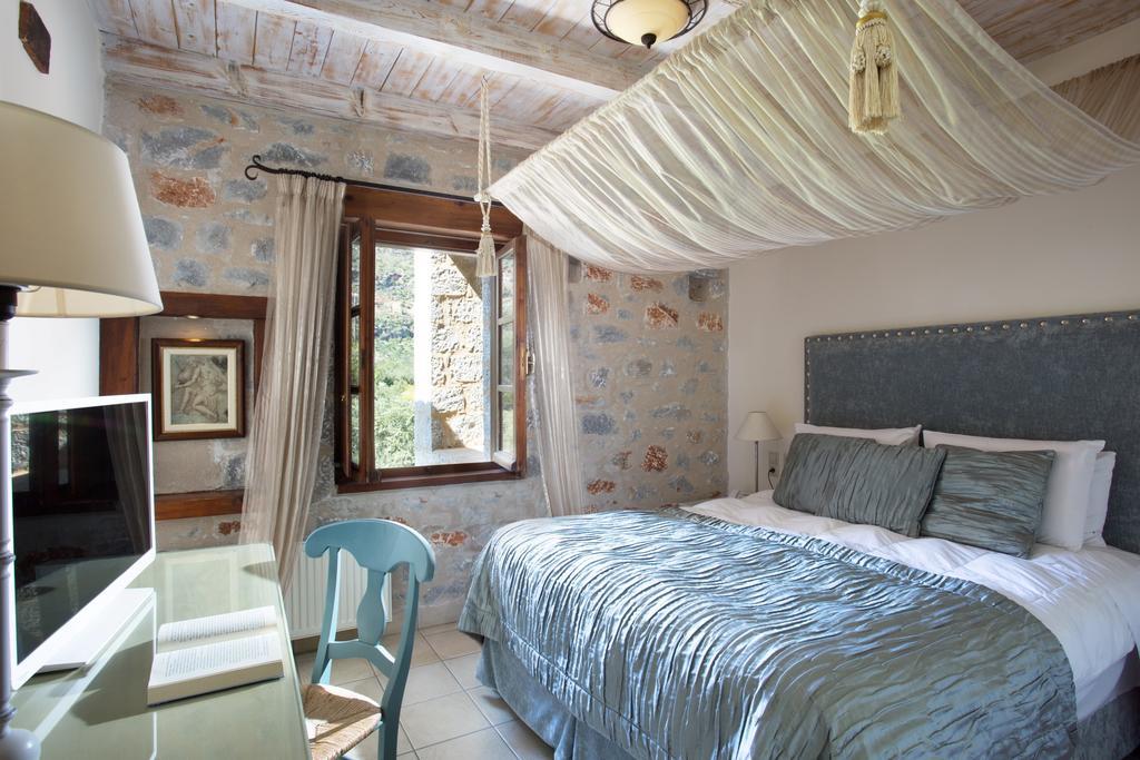 Porto Vitilo Boutique Hotel Karavostásion Eksteriør bilde