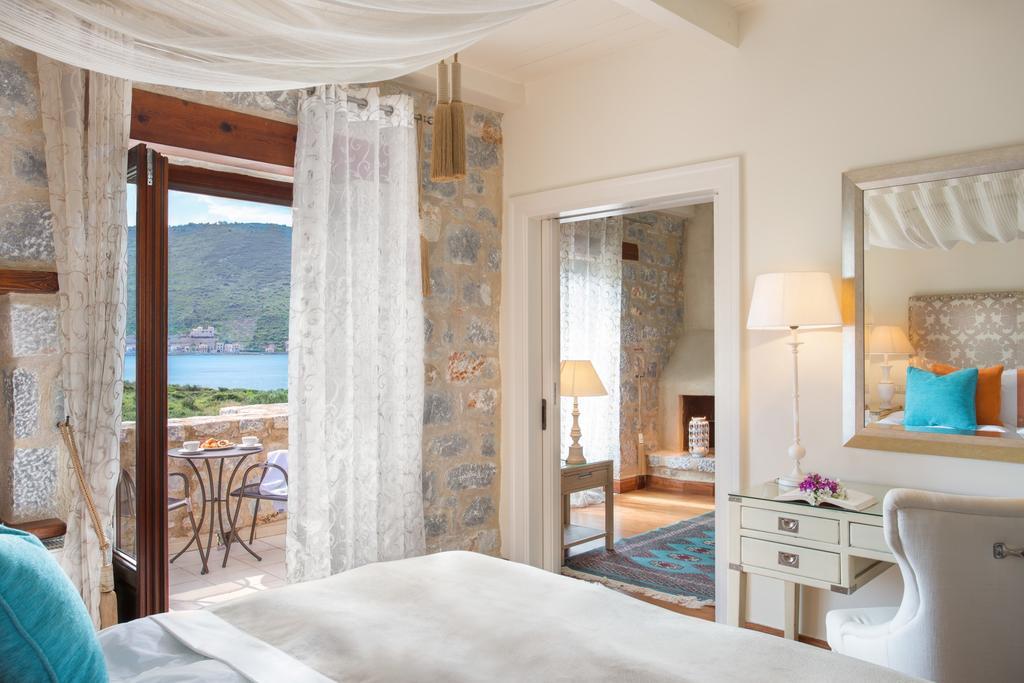 Porto Vitilo Boutique Hotel Karavostásion Eksteriør bilde