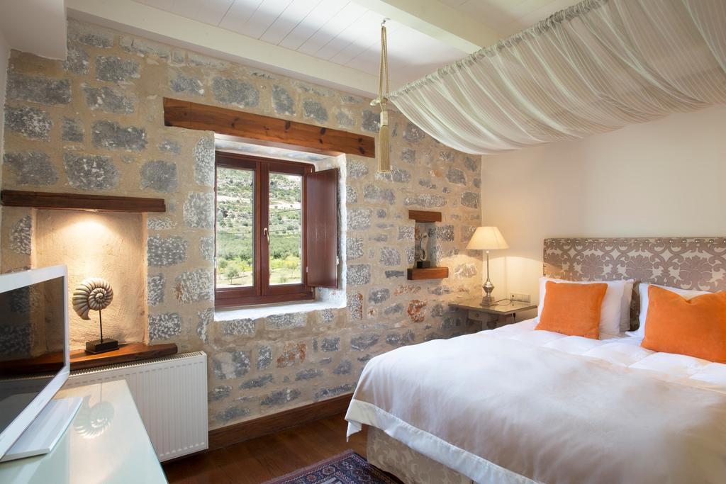 Porto Vitilo Boutique Hotel Karavostásion Eksteriør bilde