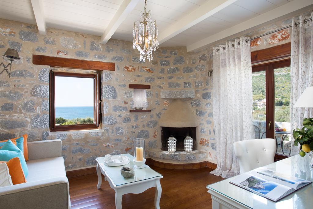 Porto Vitilo Boutique Hotel Karavostásion Eksteriør bilde
