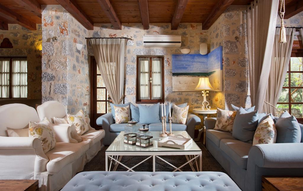 Porto Vitilo Boutique Hotel Karavostásion Eksteriør bilde