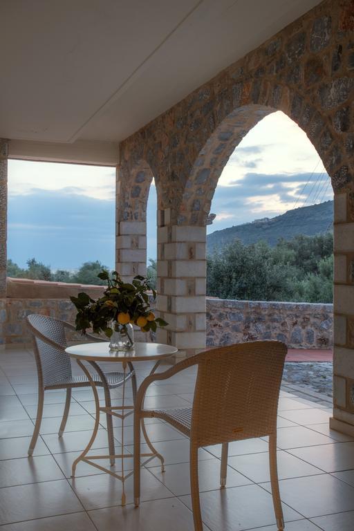 Porto Vitilo Boutique Hotel Karavostásion Eksteriør bilde