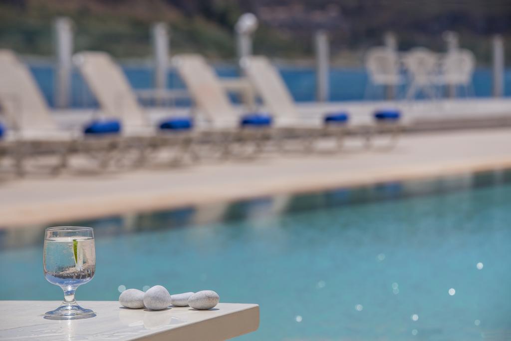 Porto Vitilo Boutique Hotel Karavostásion Eksteriør bilde