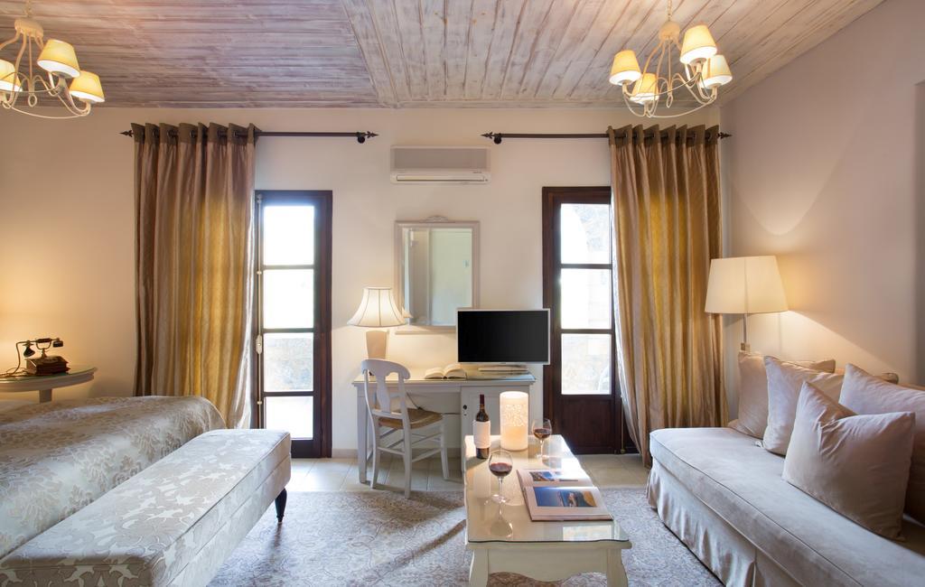 Porto Vitilo Boutique Hotel Karavostásion Eksteriør bilde